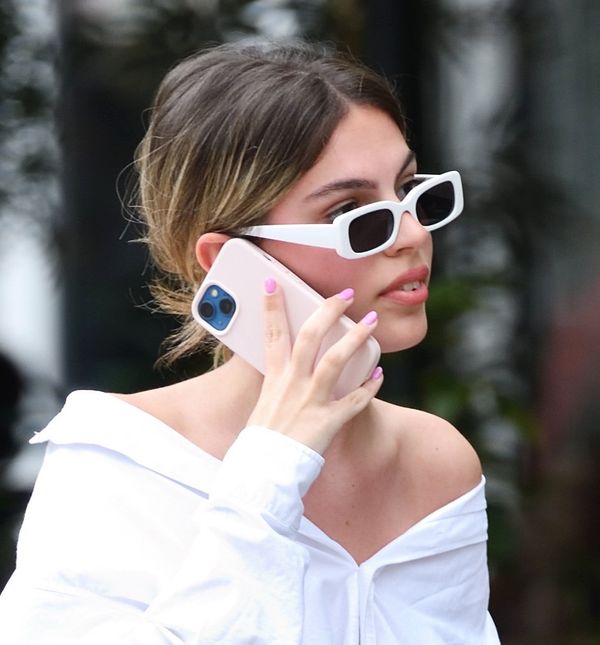 Ljepotica sa Zagrebačke špice u efektnim natikačama