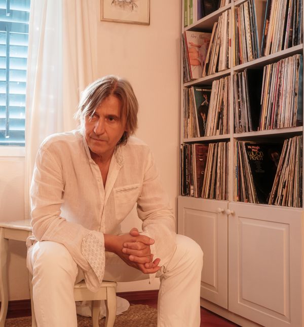 Jurica Popović objavio je novi autorski album 'Preslagivanje'