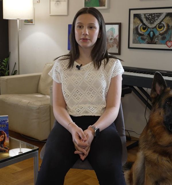 Djevojčica Ema Dujmović napisala je knjigu o svom psu Zeusu