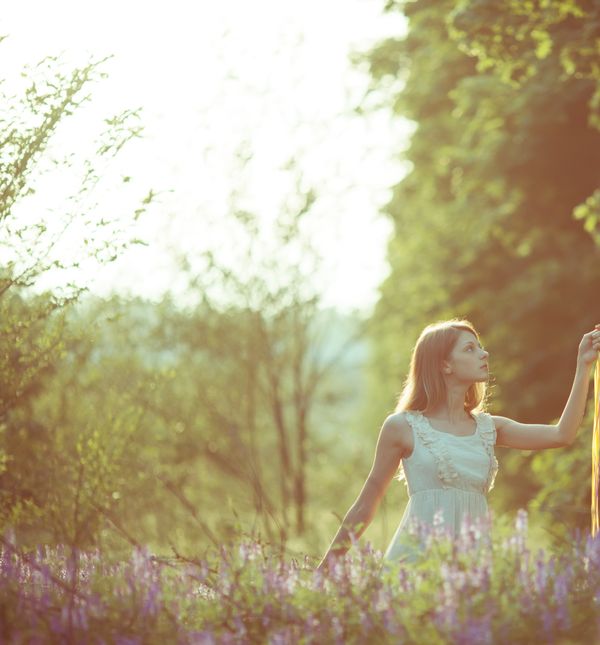 Žuti dan podsjeća nas da žuta boja, koja se povezuje sa suncem i svjetlom, može uljepšati naše dane i dati nam nadu
