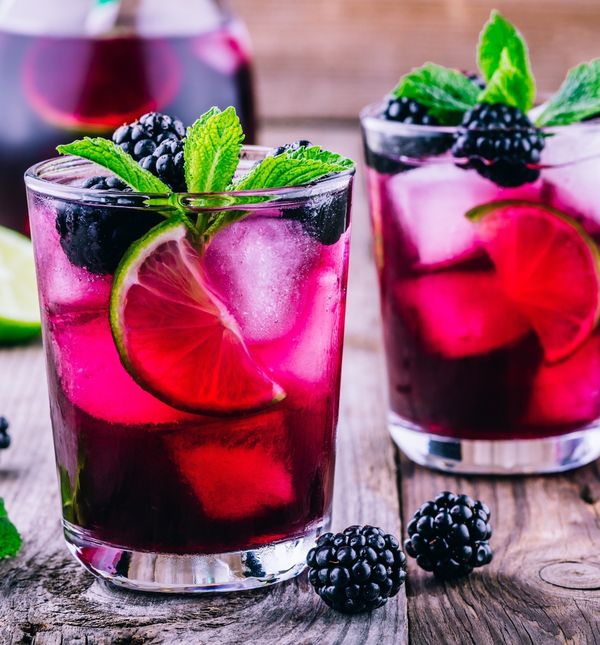 Džin tonik s kupinama