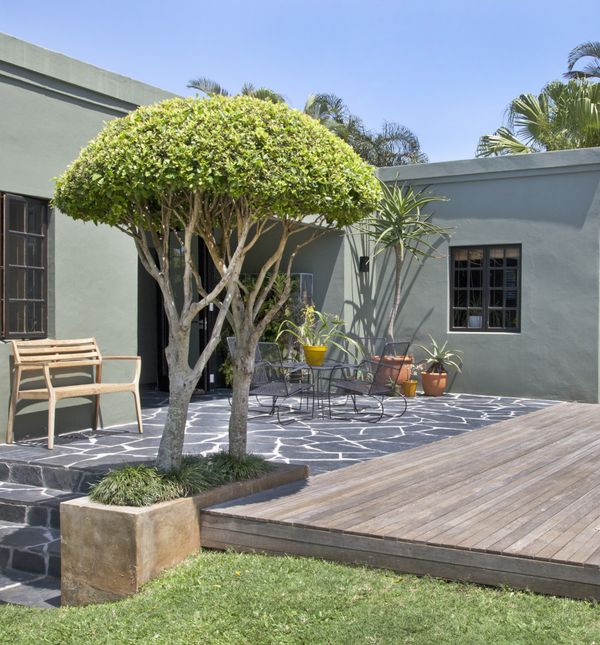 Kuća s bazenom i egzotičnim ugođajem