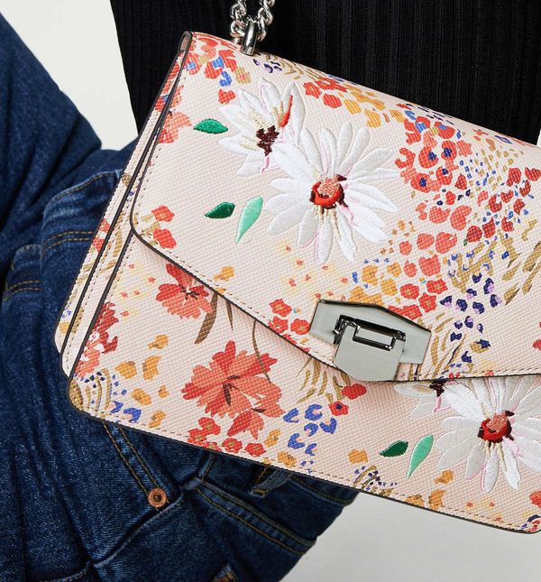 Mango, 169,90 kn (prije 249,90 kn)