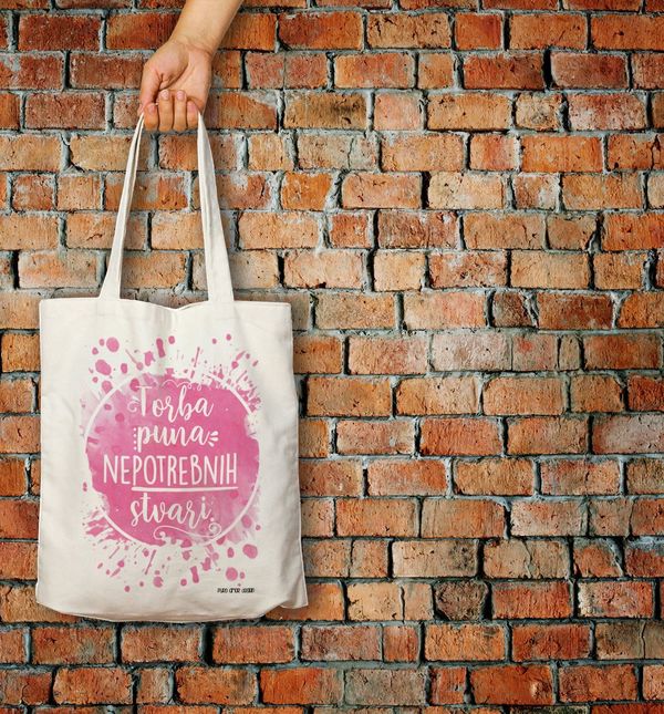 Platnene vrećice s hrvatskim natpisima oduševljavaju i Hrvate i strance - 1