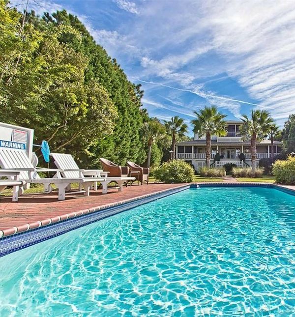 Sandra Bullock prodaje svoje dvije kuće na obali