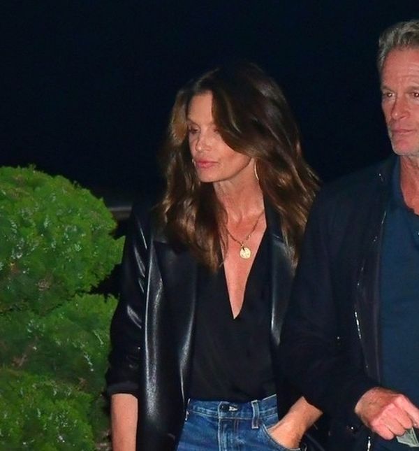 Supermodel Cindy Crawford i njezin suprug Rand Gerber večer su proveli s prijateljima