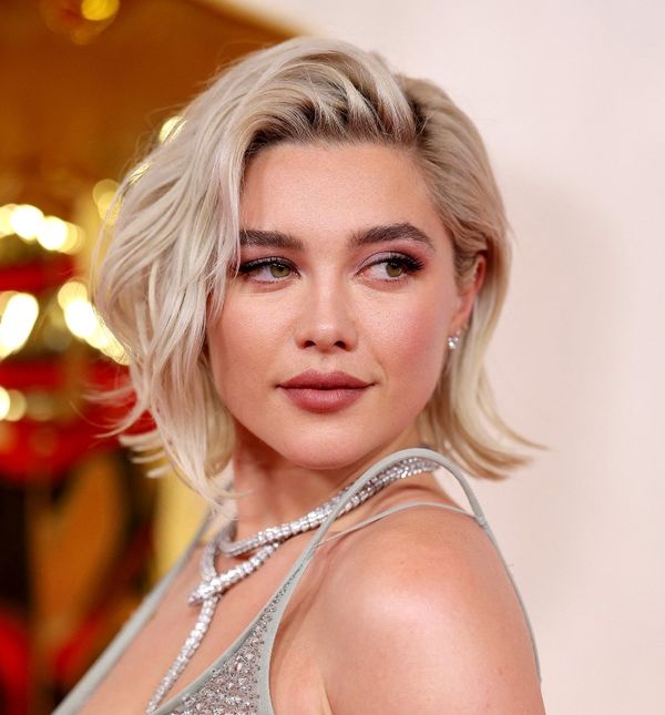 Florence Pugh s razbarušenim bobom na Oscarima 2024.