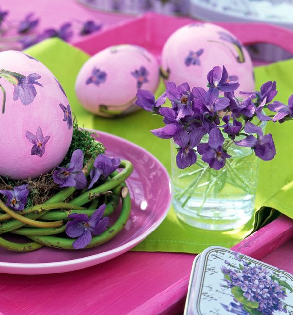 Ljubičasta se divno slaže sa zelenom bojom