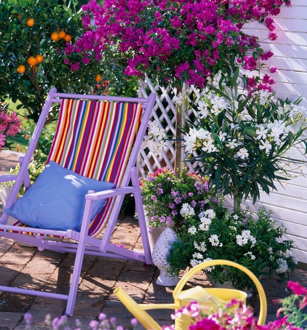 Sklopiva stolica sjajan je izbor za vrt