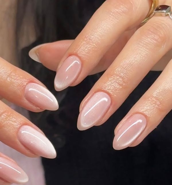 Proljetni stakleni nokti