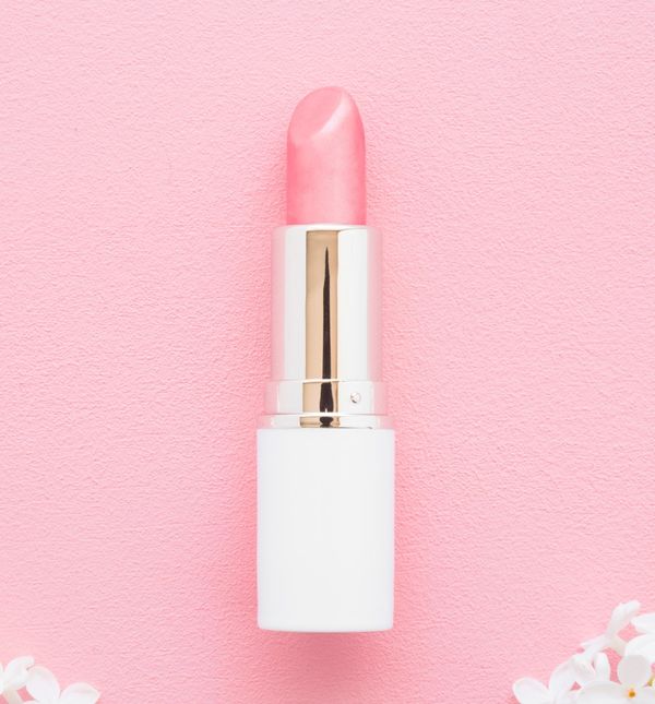 Ružičaste ruževe vole nositi mnoge žene