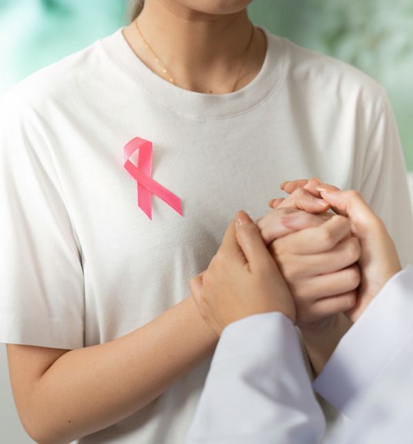 Kako iskreno pomoći ženama oboljelima od raka dojke?