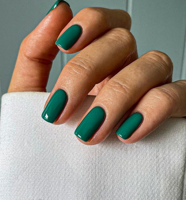 Zelene manikure izgledaju divno