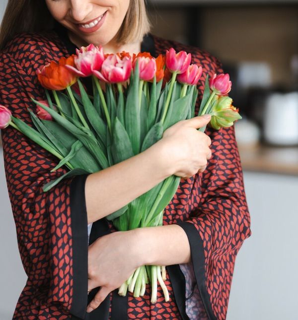 Sretne žene uživaju u životu punim plućima