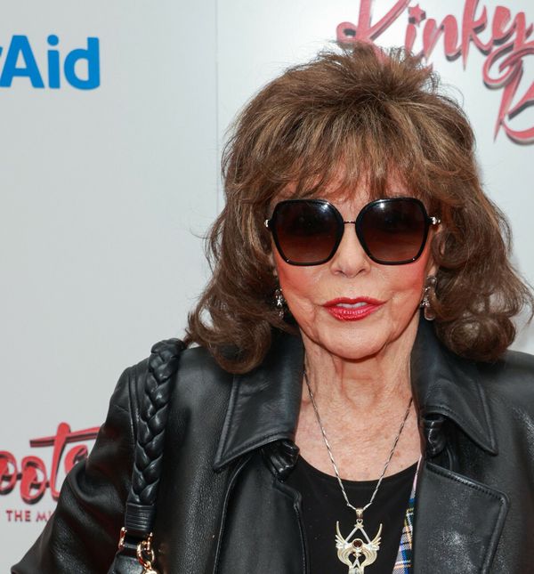 Joan Collins na gala izvedbi mjuzikla Kinky Boots u Londonu