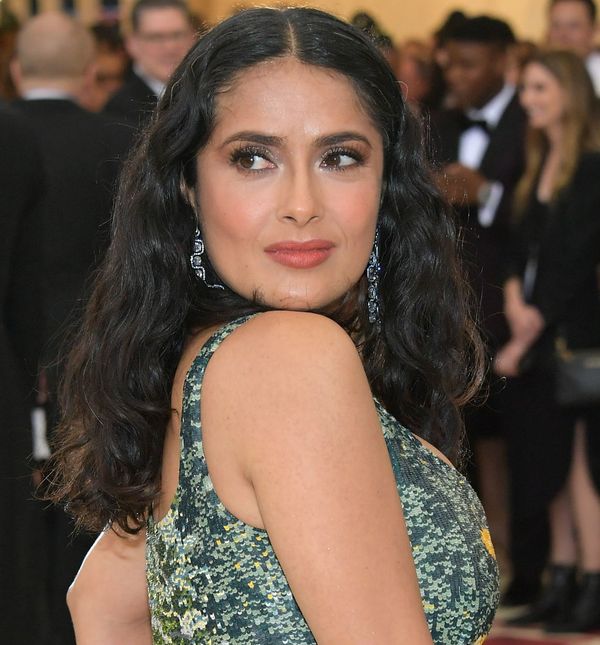 Salma Hayek zna pozirati na crvenom tepihu