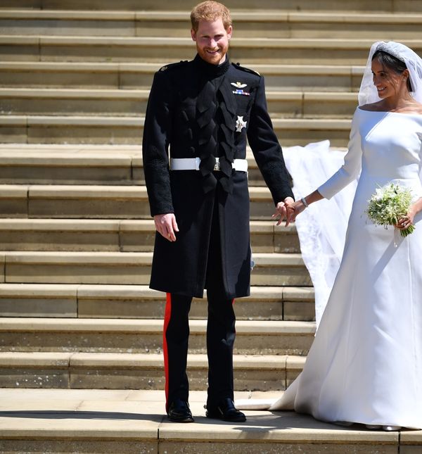 Princ Harry i Meghan Markel nakon izlaska iz kapele sv. Jurja