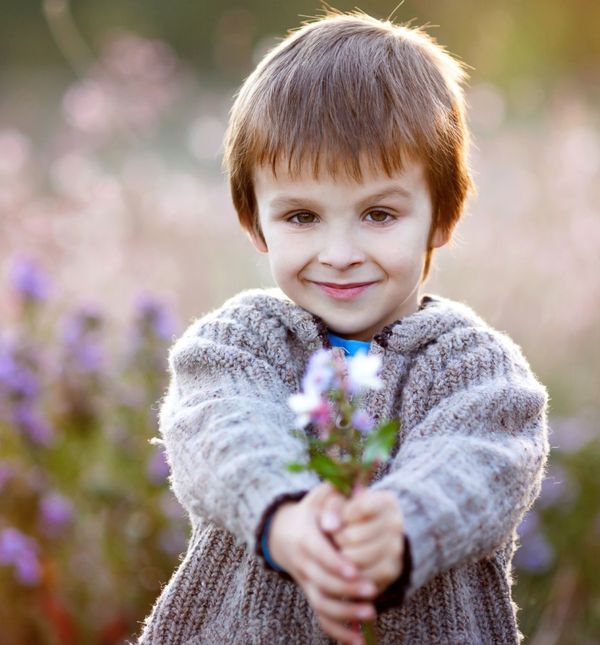 Dijete od malih nogu treba znati važnost pristojnosti
