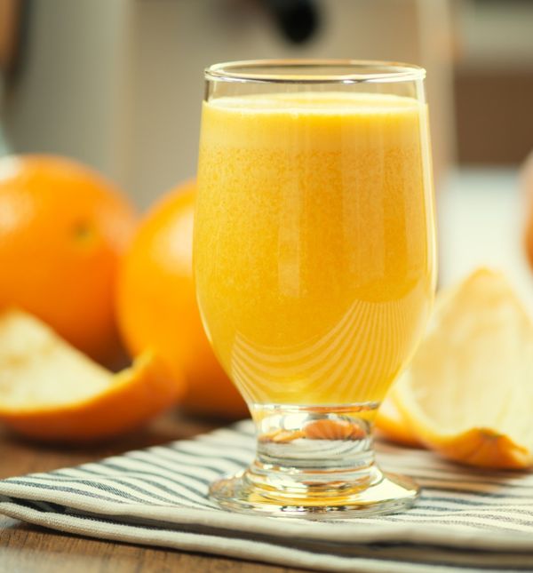 Sok od naranče s lanenim uljem