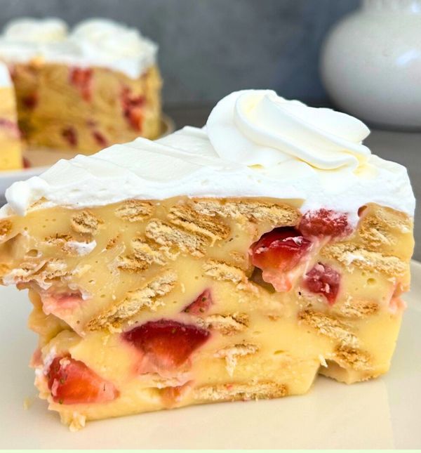 Torta s jagodama blogerice Helene Pudić nastaje za 20 minuta