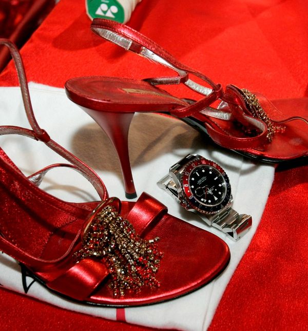 Severinine štikle na aukciji