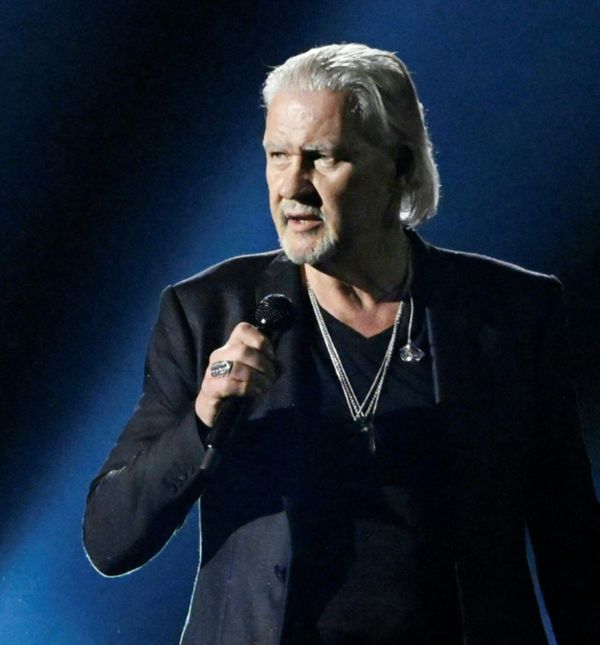 Johnny Logan gostovao je u prvoj polufinalnoj večeri Eurosonga 2024.