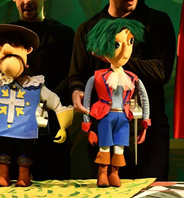 Predstava 'Tri mušketira'