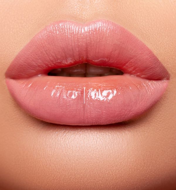 Uz posebna sjajila usne će izgledati punije