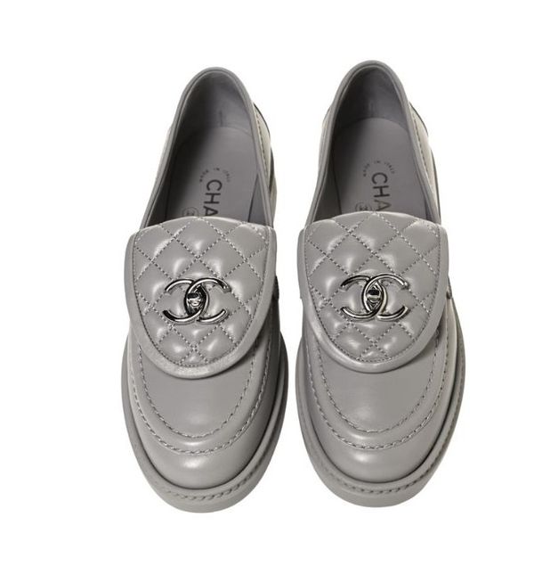 Mokasinke modne kuće Chanel