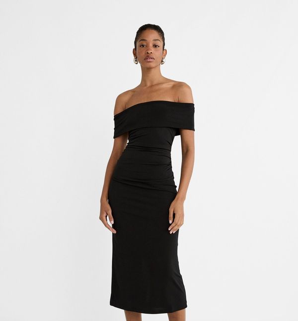 Stradivarius, 19,99 eura