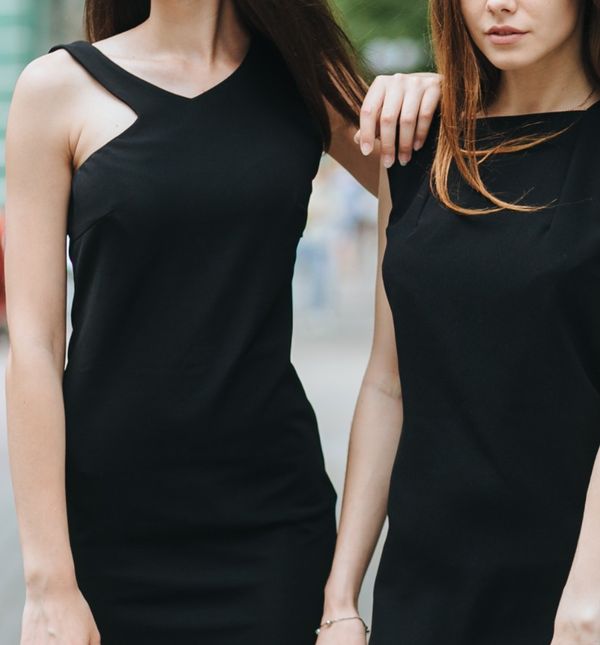 Mala crna haljina je nepogrešiv izbor za svečane prilike