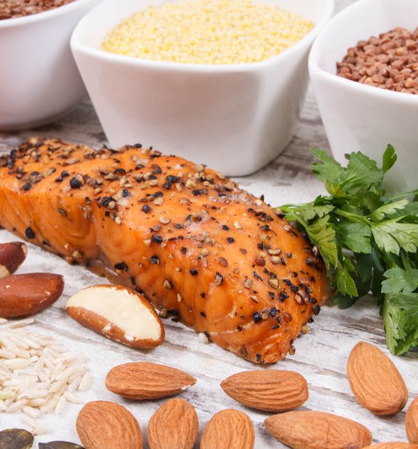 Riba, orašasti plodovi i svježe voće i povrće dobro je kod usporenog rada štitnjače