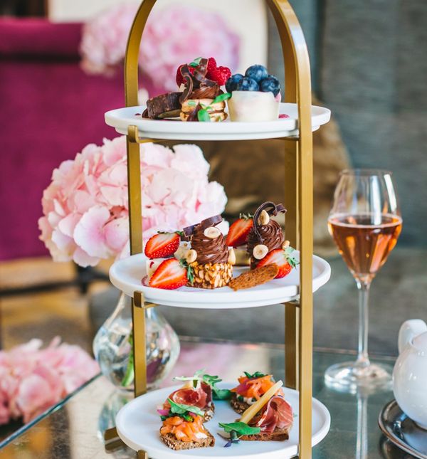 Orient Express čajanka u hotelu Esplanade