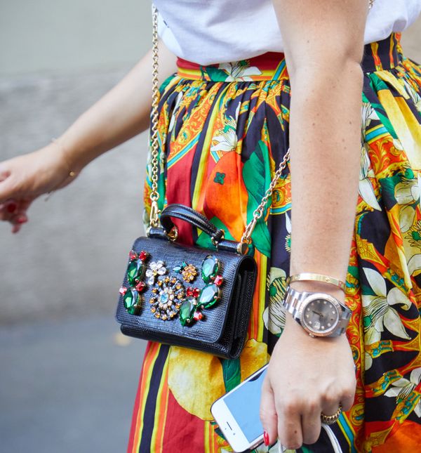 Šarene suknje idealne su za posao, razna dnevna događanja, kave i sve ostale aktivnosti kojima ispunjavate dan