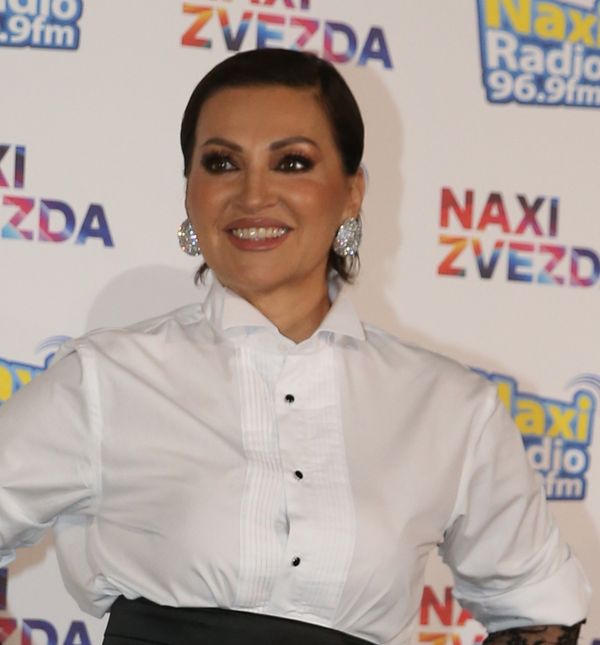 Nina Badrić na dodjeli nagrada Naxi zvezde 2025. u Beogradu