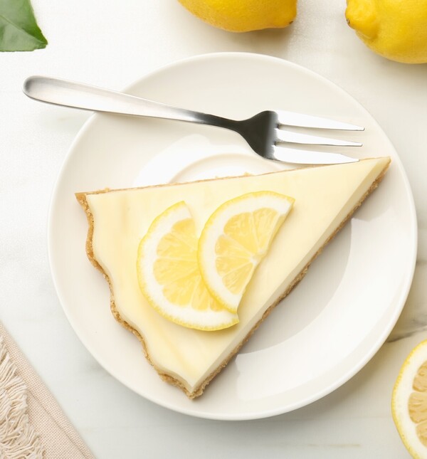 Cheesecake s dodatkom sirupa od bazge