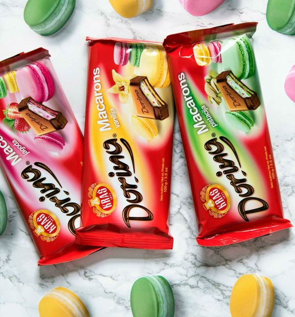 Čokolada Dorina Macarons s okusom vanilije, jagode i pistacije