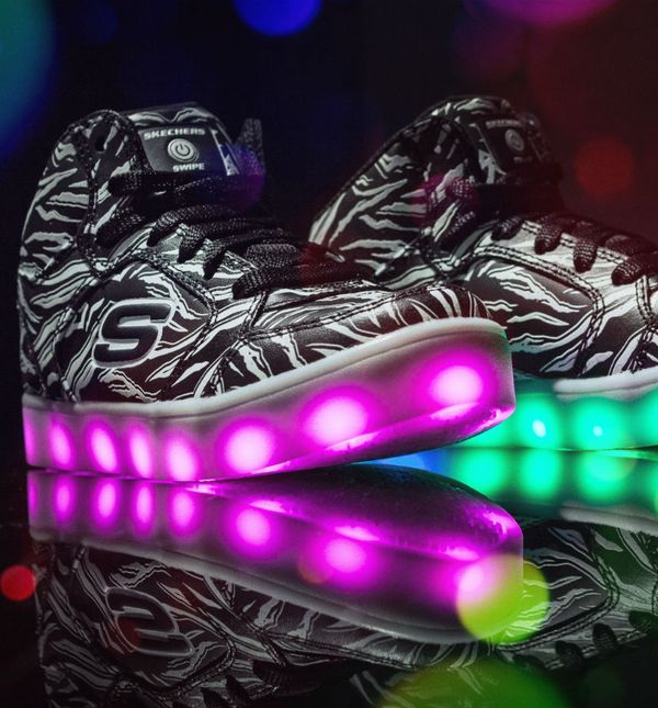 Nove tenisice Skechers Swipe Lights