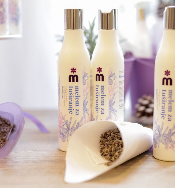 Linija gelova za tuširanje brenda Melem