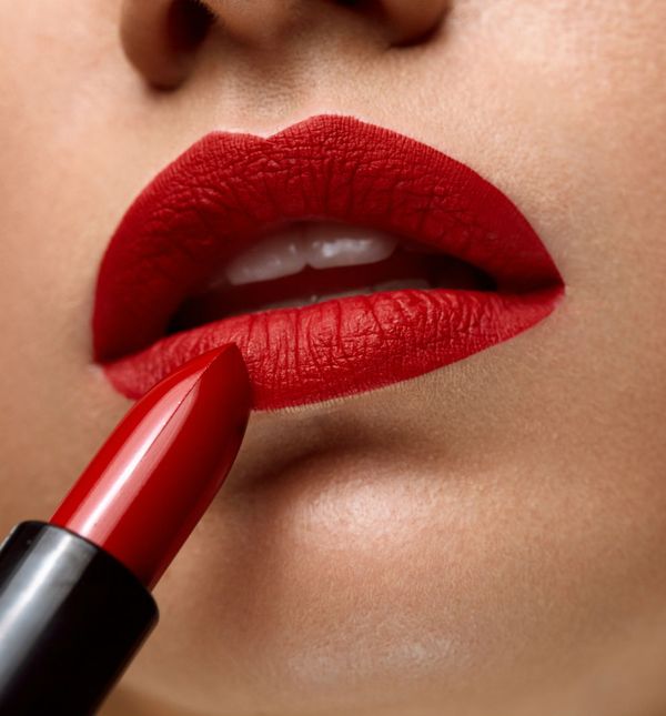 Mat ruž trend je koji žene obožavaju