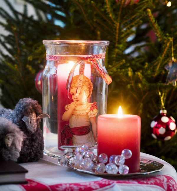 Za čaroliju božićnog ugođaja u domu bit će vam dovoljna i jedna svijeća