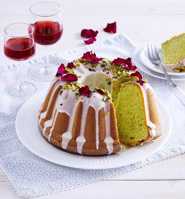 Kuglof s pistacijama