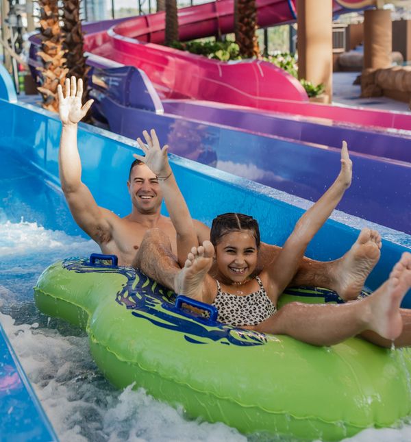 Osim tobogana i bazena, tu su i tematski uređene igraonice s animatorima.