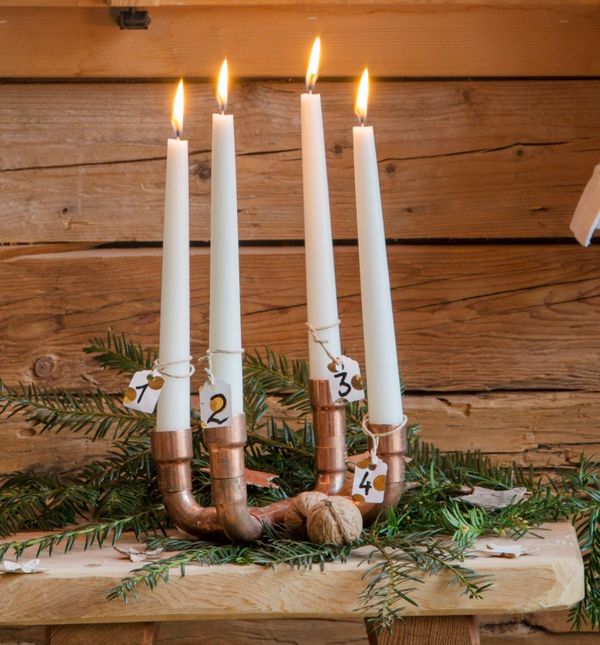 Ne držite upaljene svijeće blizu zavjesa