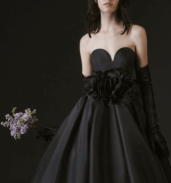 Crna vjenčanica iz linije Vera Wang Bridal