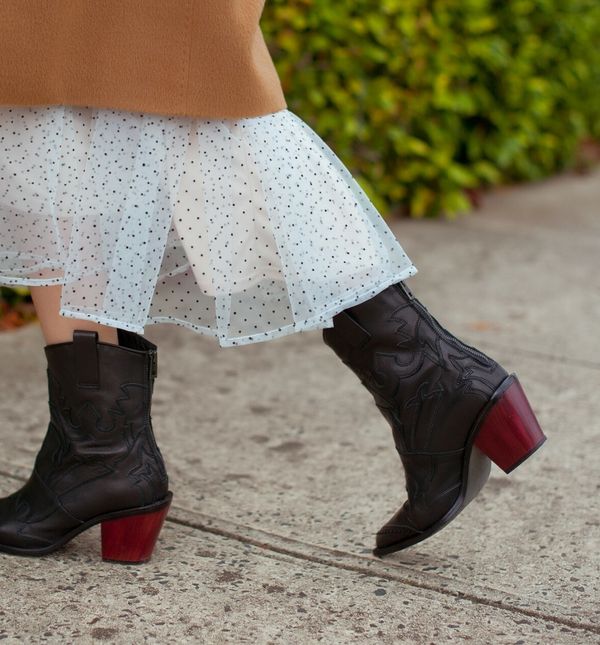 Kaubojke su omiljena obuća iz godine u godinu