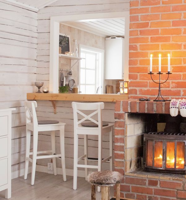 Kuća koja odiše savršenim zimskim ugođajem, a mali šank daje joj poseban šarm