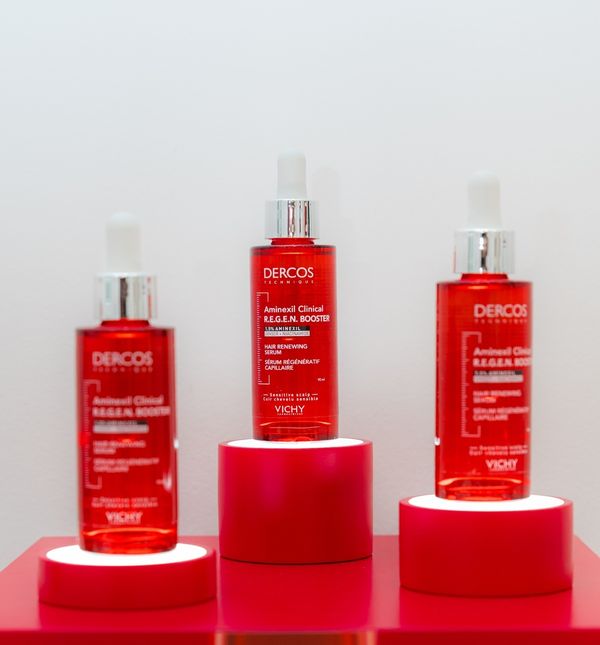 Predstavljen Vichy DERCOS Aminexil Clinical R. E. G. E. N. Booster