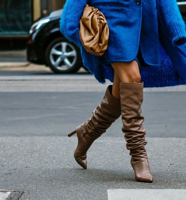 Slouchy tj. naborane čizme popularne su među ženama s jačim listovima