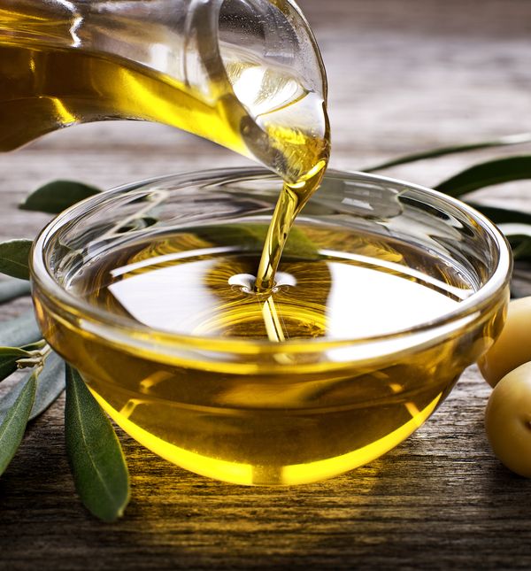 Za 'oil pulling' važno je koistiti nerafinirano, odnosno što prirodnije ulje